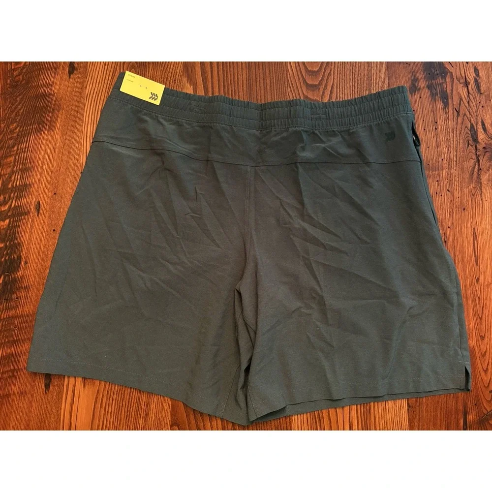 All in Motion Mens 8